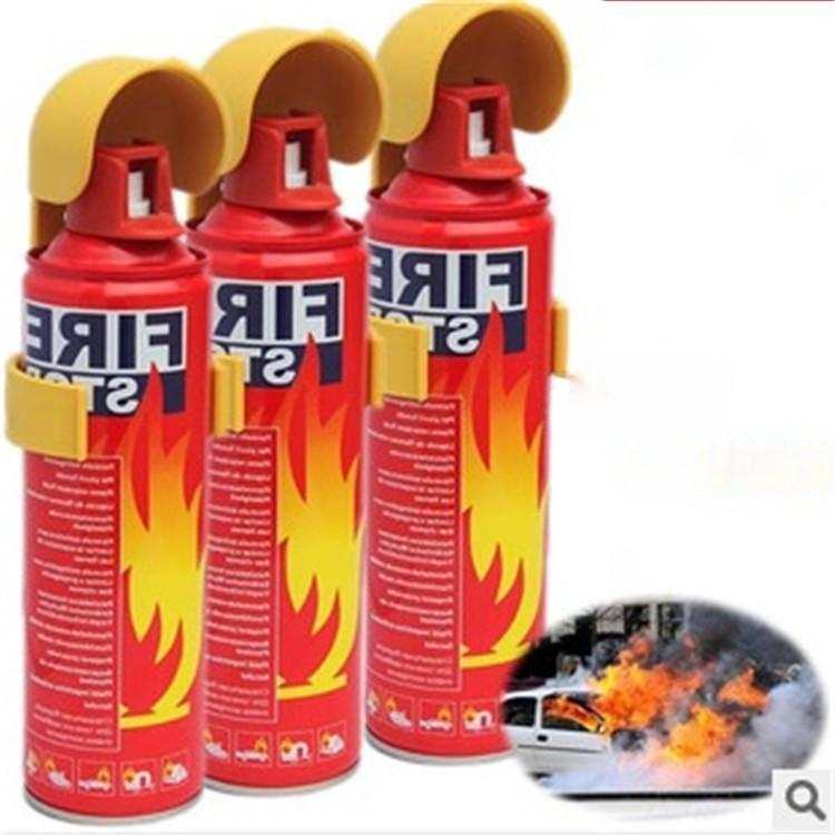 Foam fire extinguisher, compact design, effective for 3-5 square meters, with fire emergency illustration.