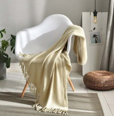 Fringed Knitted Napping Blanket