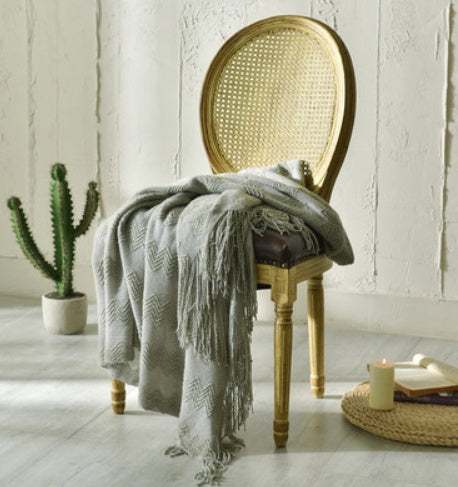 Fringed Knitted Napping Blanket