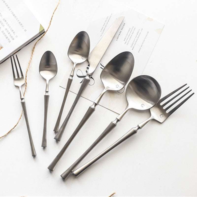 Stainless steel tableware
