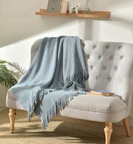 Fringed Knitted Napping Blanket